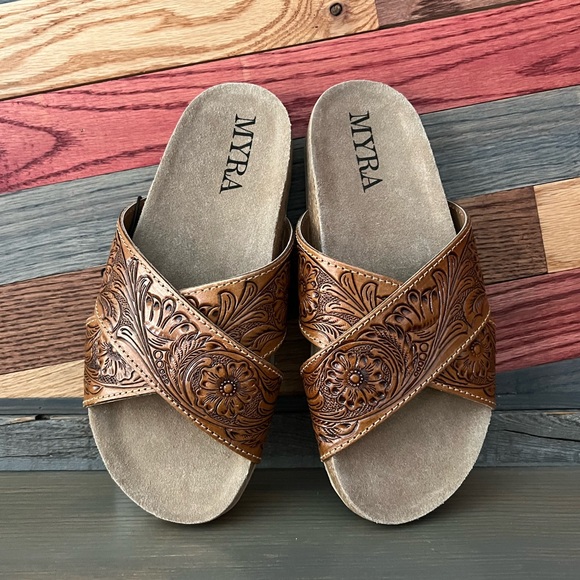 New Release Amazing Myra Bag Handmade Tooled Genuine Leather Spring Sandals - Picture 4 of 11